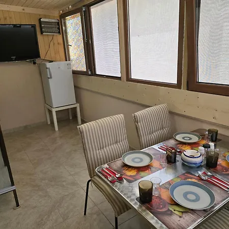 морската къща-нестинарка 사레보