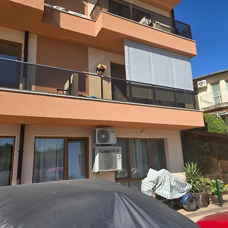 морската къща-нестинарка Διαμέρισμα Tsarevo