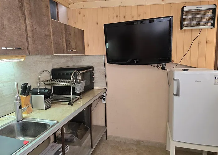 морската къща-нестинарка דירה צרבו