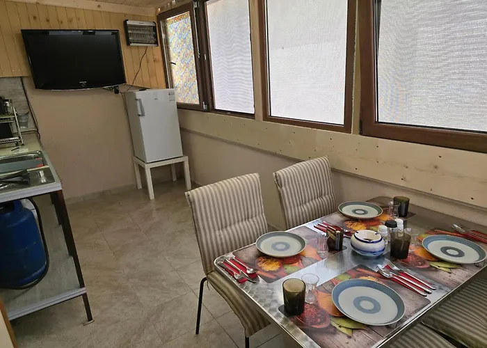 морската къща-нестинарка צרבו